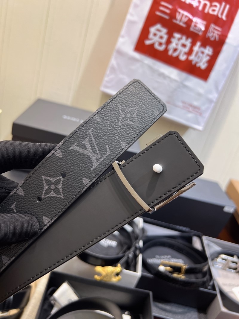 LOUIS VUITTON Belts